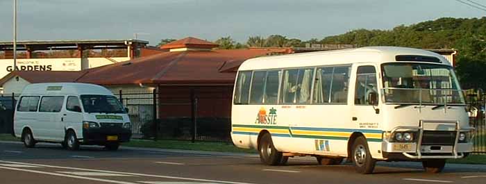 Aussie Toyota Coaster MO1645
